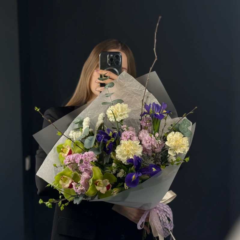 Авторский букет цветов  1