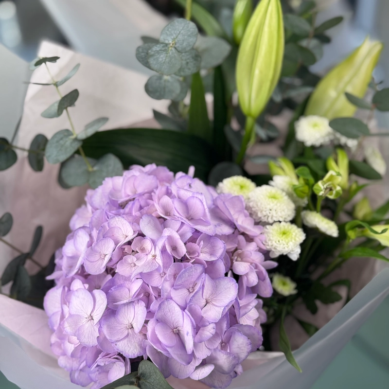 Букет из лилий и гортензии 2