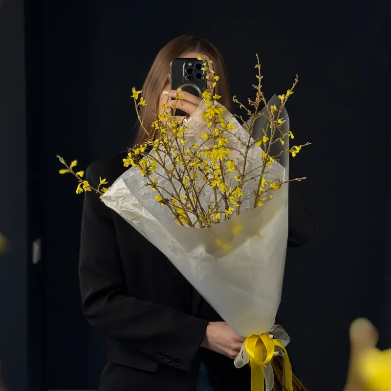 Букет &laquo;Форзиция&raquo; 2