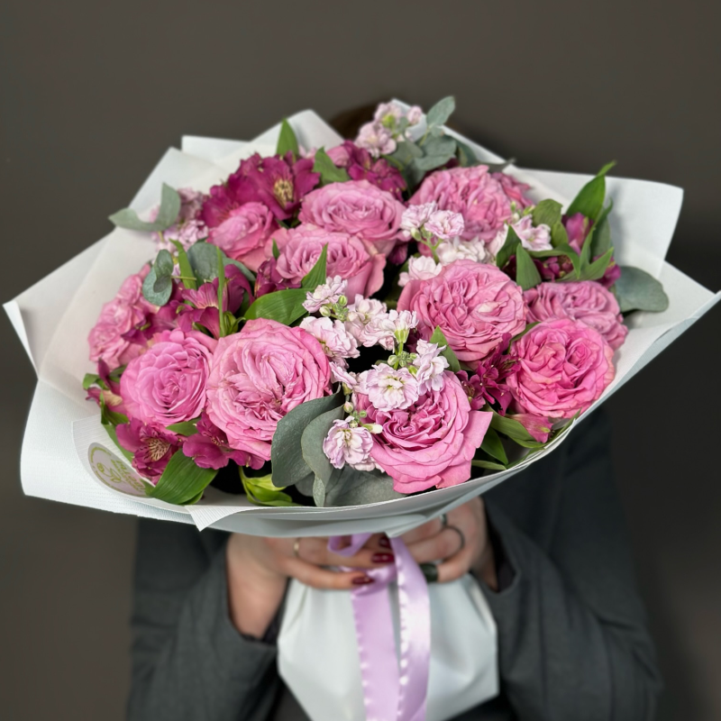 Купить Сборный букет из цветов «Ренессанс» с доставкой в Томске ...